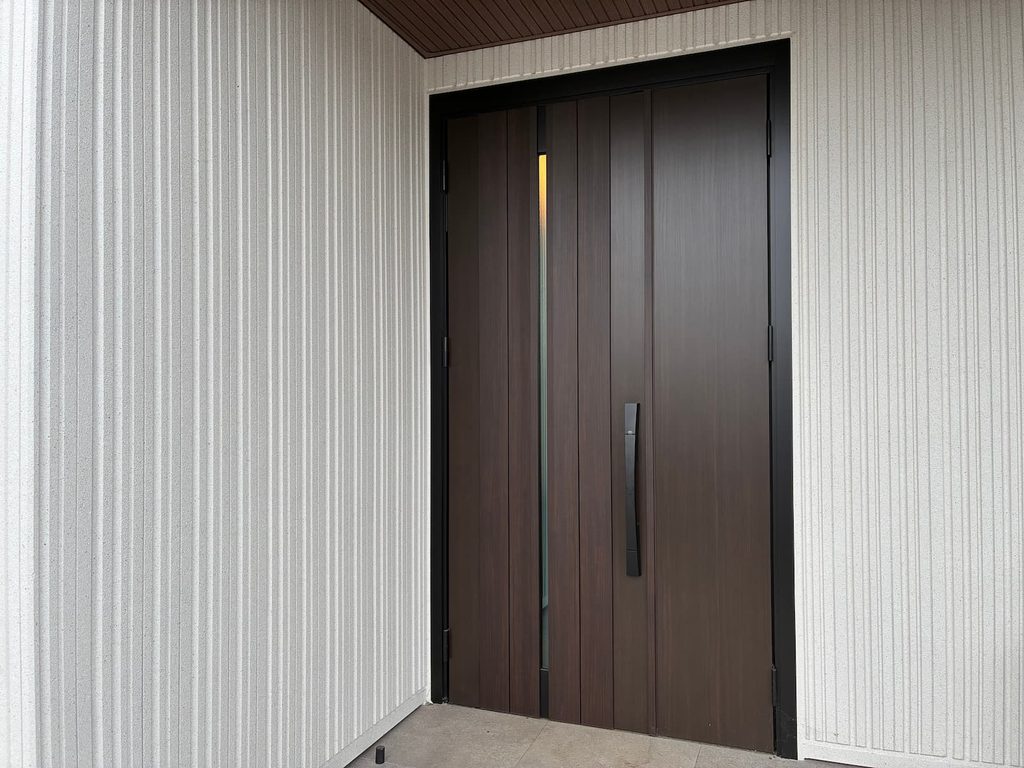 カタログの中から選んだ我が家の玄関